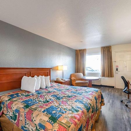 Econo Lodge Phoenix North I-17 Esterno foto