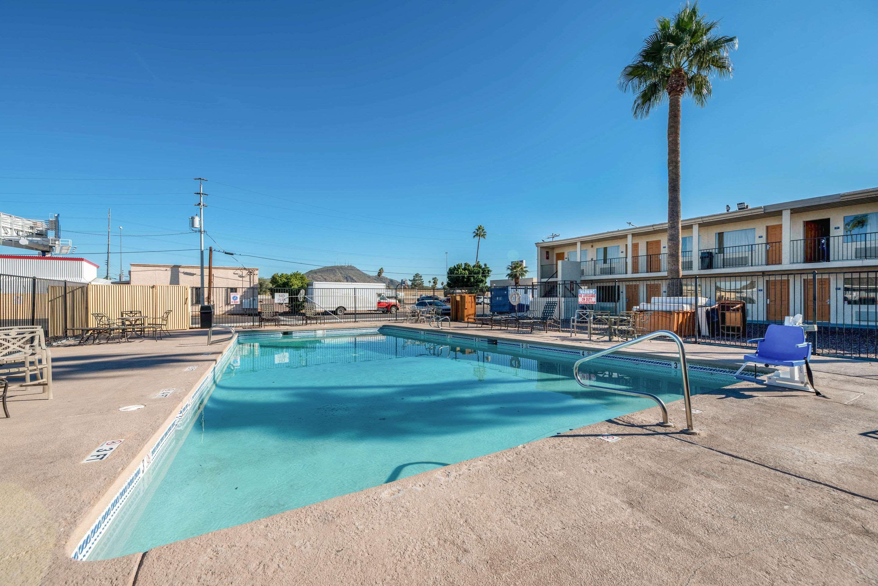 Econo Lodge Phoenix North I-17 Esterno foto