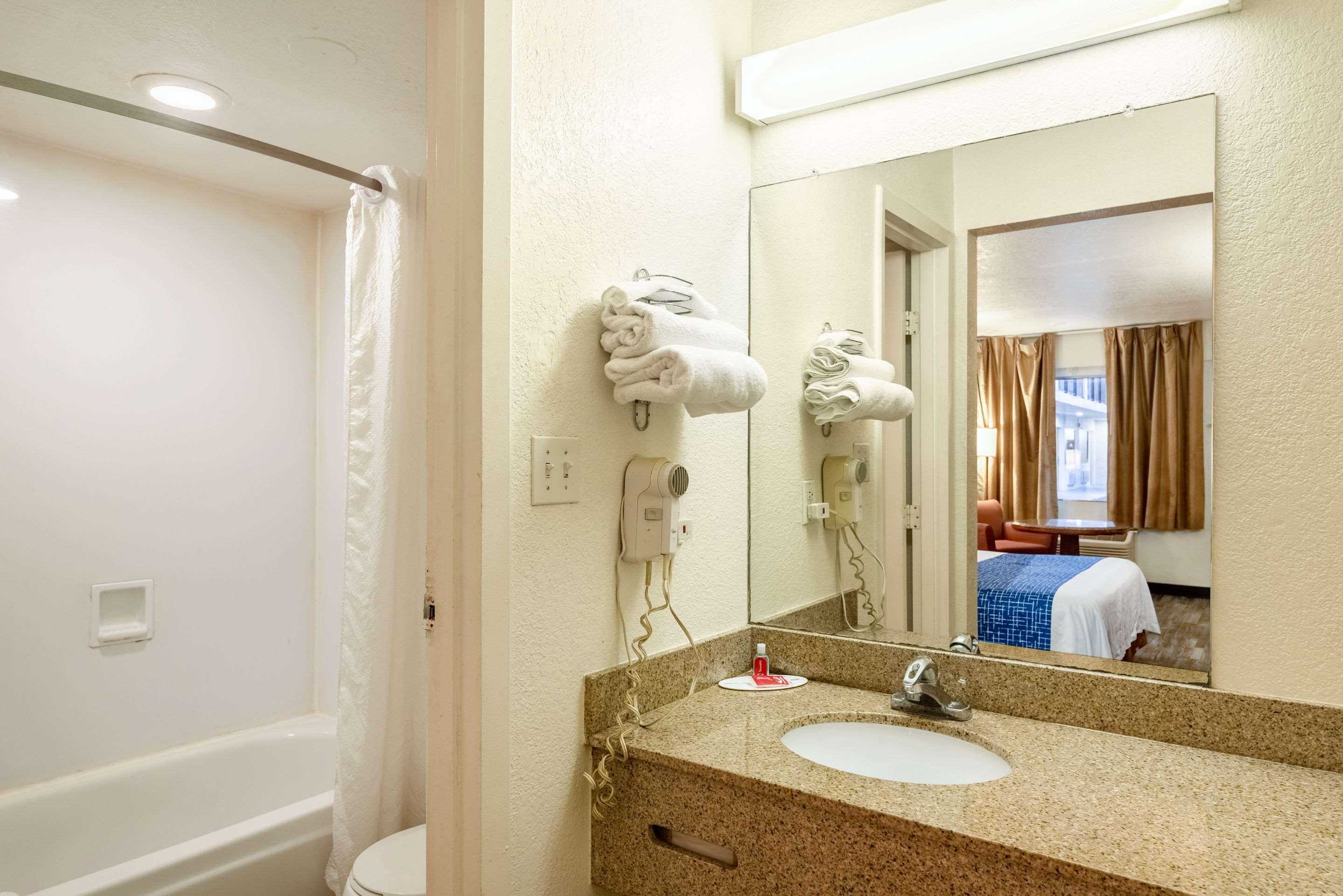 Econo Lodge Phoenix North I-17 Esterno foto