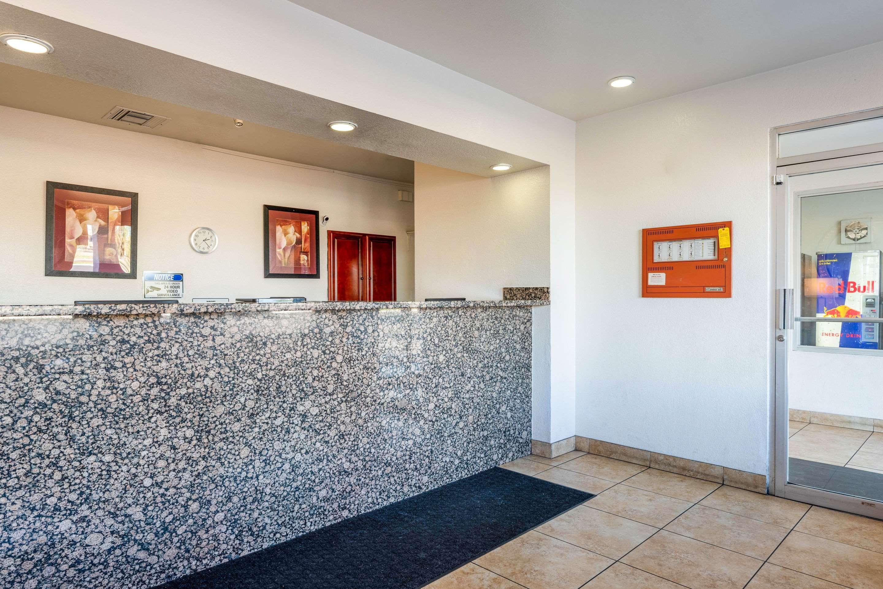 Econo Lodge Phoenix North I-17 Esterno foto