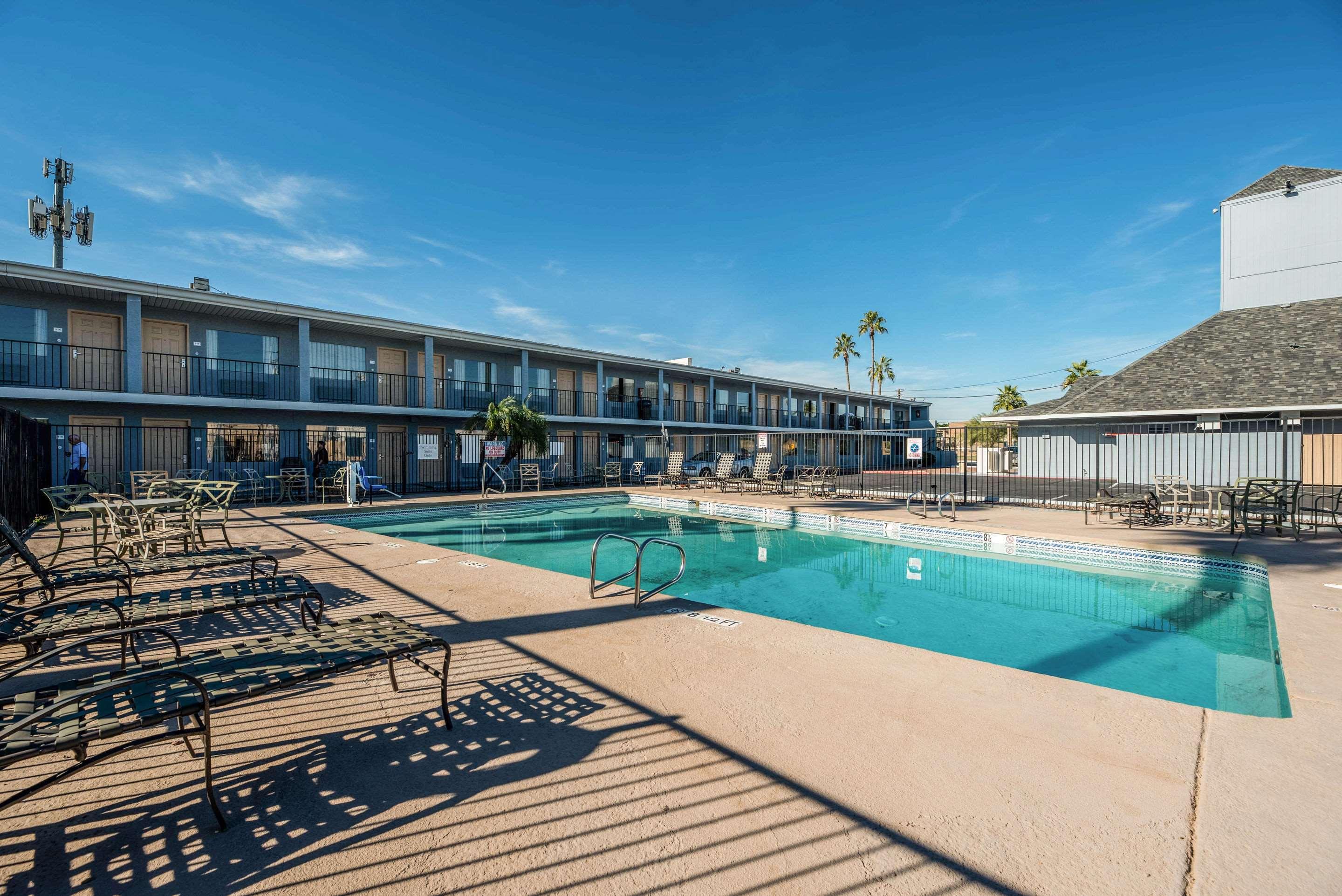 Econo Lodge Phoenix North I-17 Esterno foto